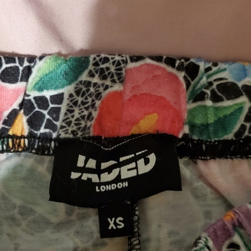 Jades London floral bell bottom flares - Picture 8 of 10